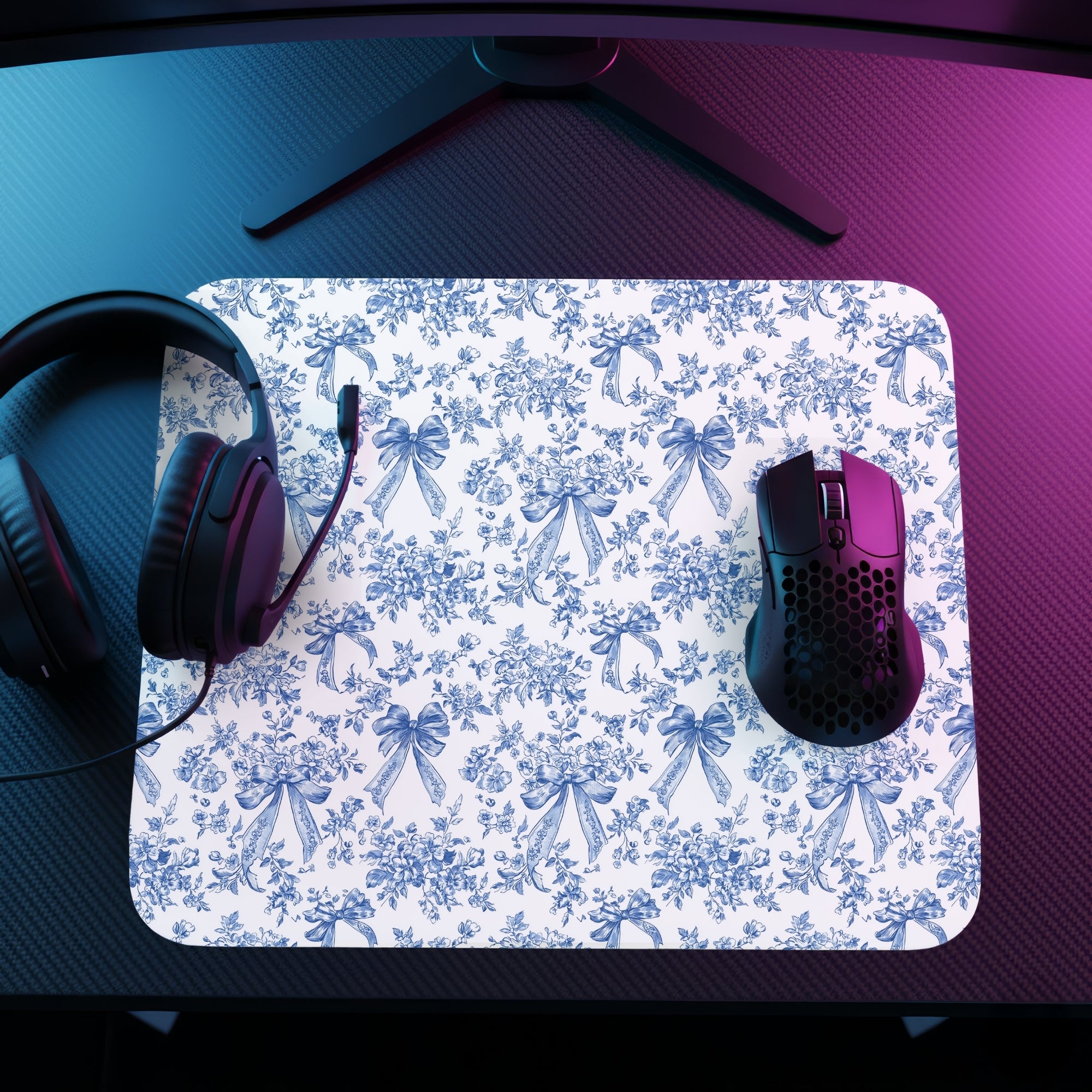 Floral Daydream Mouse Pad