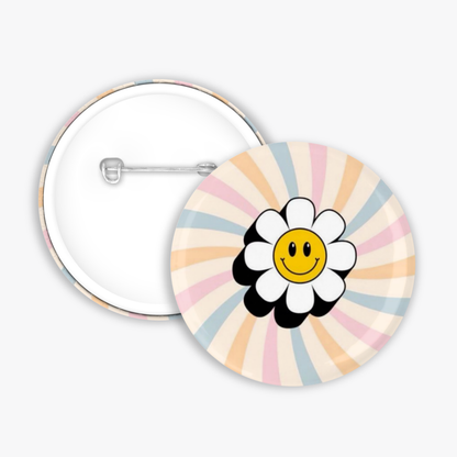 Retro Daisy - Button Pin / Magnet