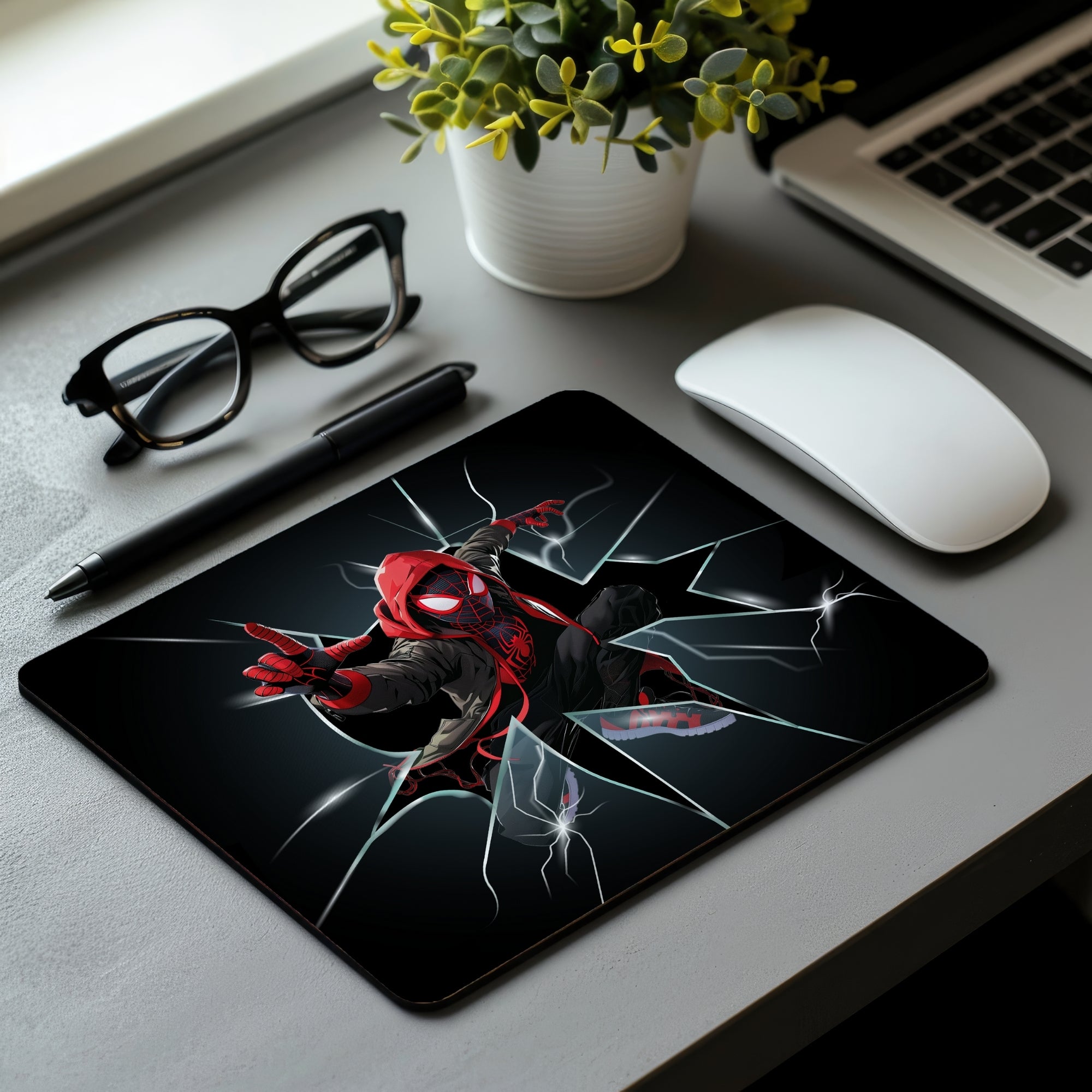 Spiderman – Skyline Pursuit Mouse Pad