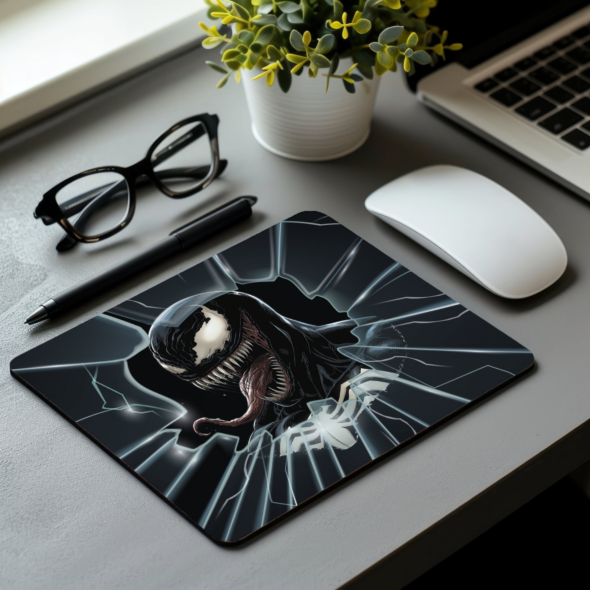 Venom – Symbiote Rage Mouse Pad