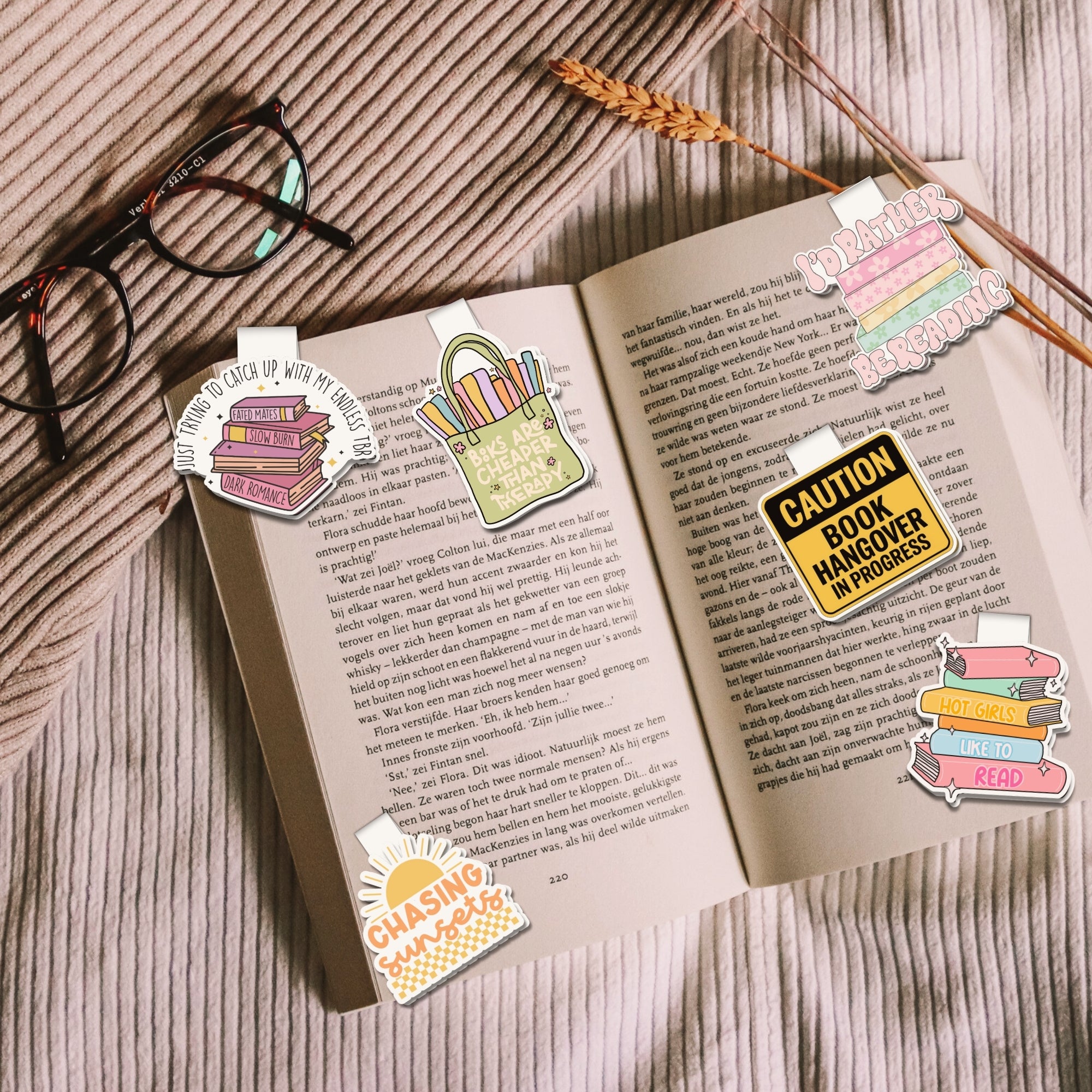 Daily Reads Magnetic Bookmarks Bundle